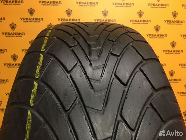 Goodyear Wrangler F1 235/65 R17 104V