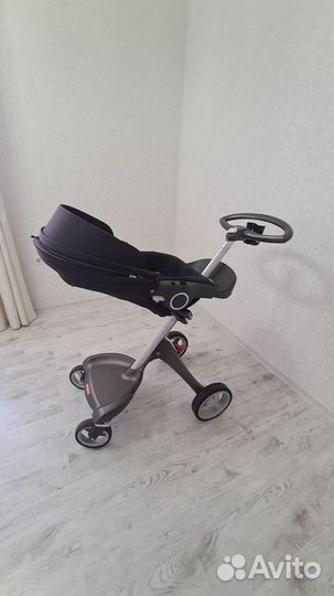 Коляска stokke