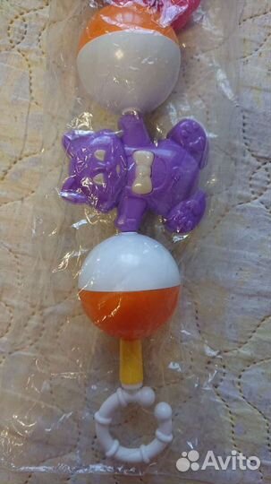 Погремушка на коляску кроватку