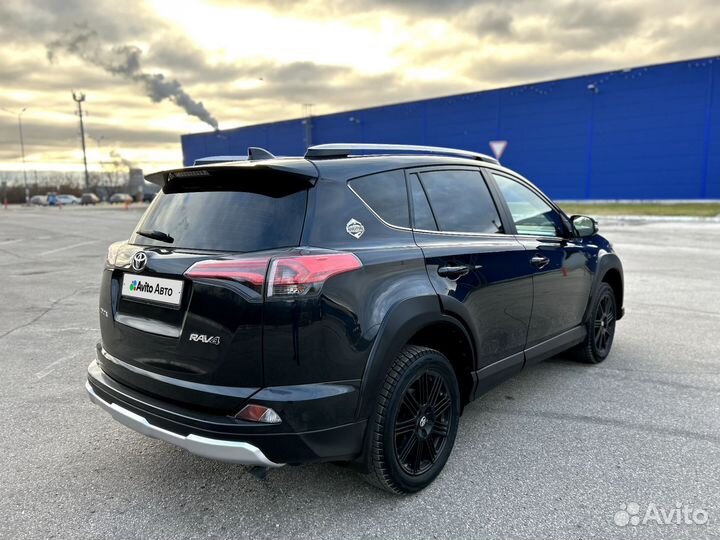 Toyota RAV4 2.5 AT, 2017, 126 300 км