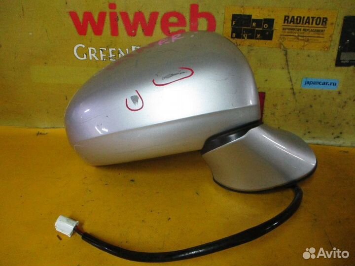 Зеркало правое Toyota Wish ZGE20G