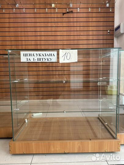 Полки витрины