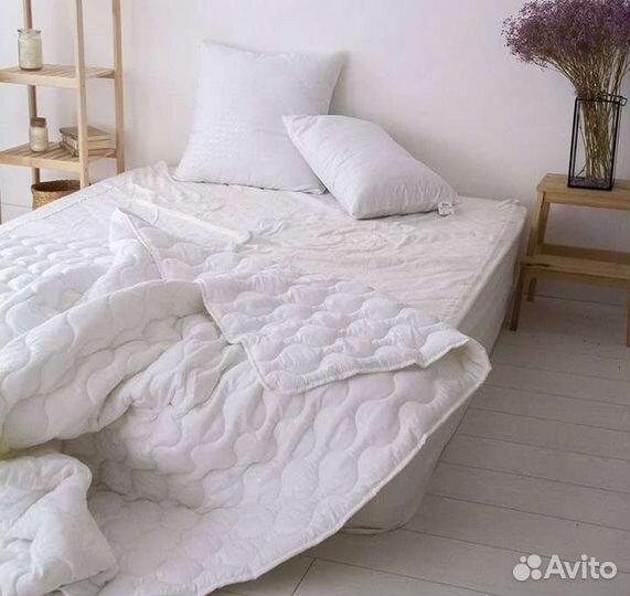 Подушки и одеяла бамбук, верблюд, лебедь, пух