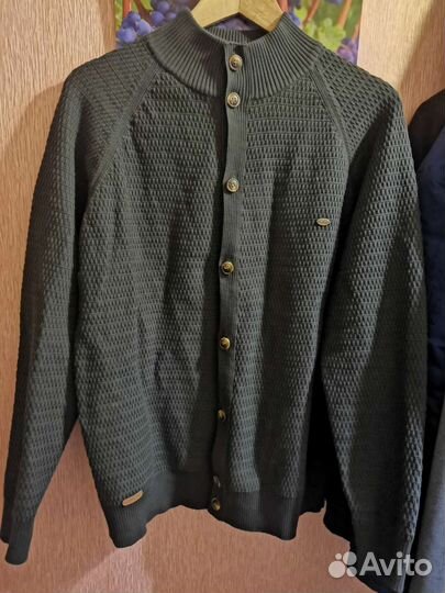 Кофта на пуговицах