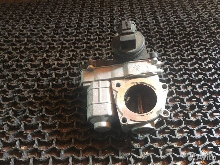 Заслонка дроссельная Nissan Micra