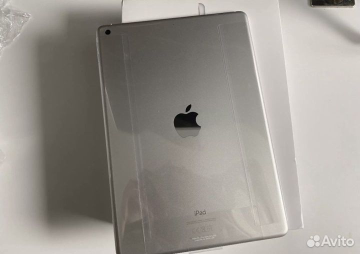 Новый Планшет Apple iPad 10.9 10th Gen WiFi 64 гб