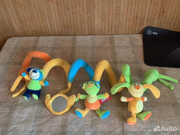 Игрушка на кроватку/коляску-погремушка развивающая