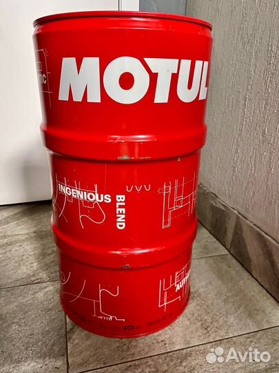 Масло моторное Motul 6100 Save-Lite 5w30 60л