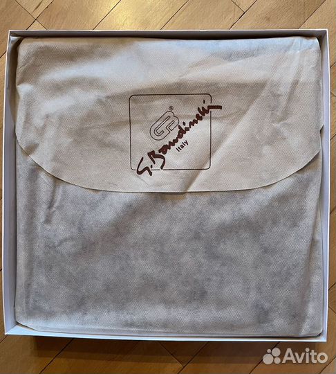 Фотоальбом новый кожа 35x35см 60л. Италия