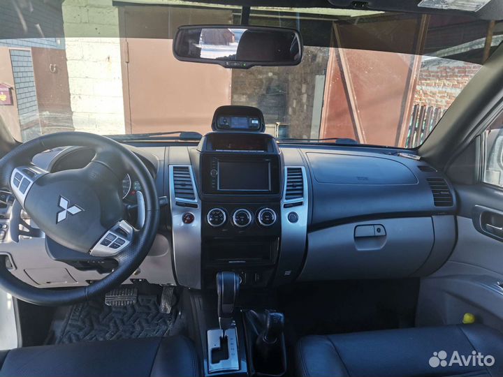 Mitsubishi Pajero Sport 2.5 AT, 2014, 127 000 км