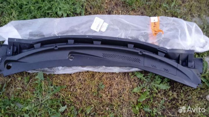 Nissan tiida жабо