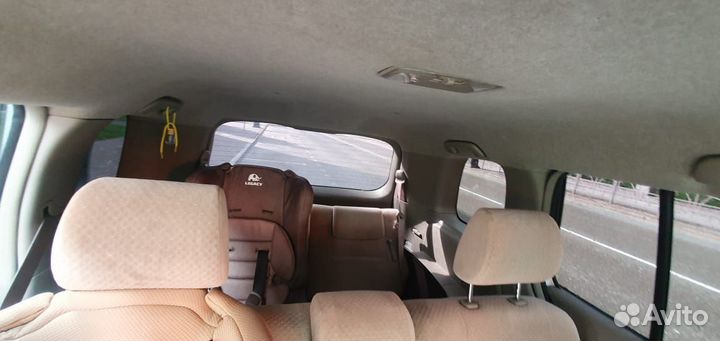 Toyota Isis 1.8 AT, 2004, 308 803 км