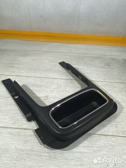 Накладка центральной консоли Kia sorento