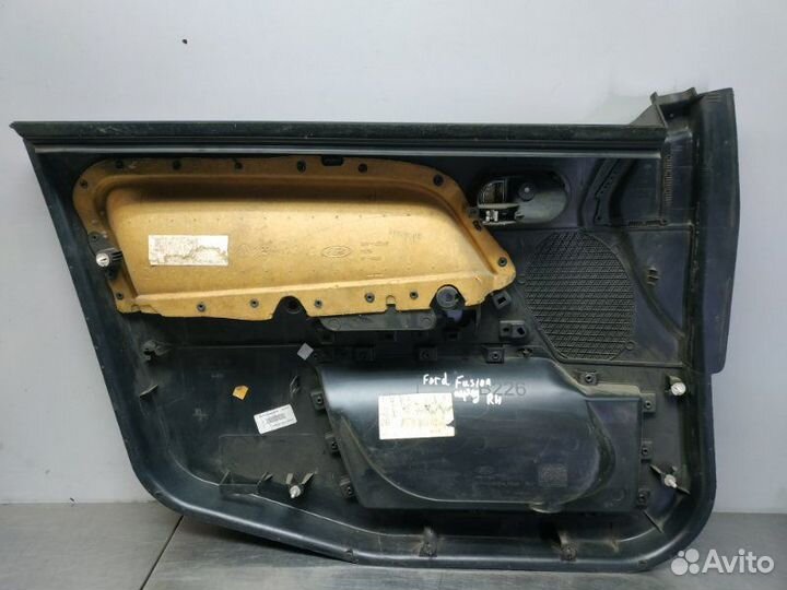 Обшивка двери передняя правая Ford Fusion CBK fyja