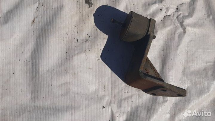 Кронштейн траверсы кпп Камаз 5490 2018 Г. дизель