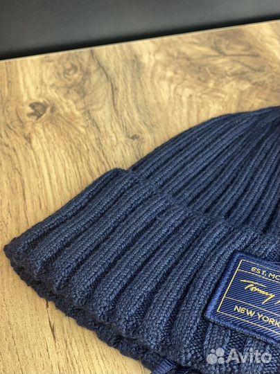 Шапка T O M M Y H I L F I G E R