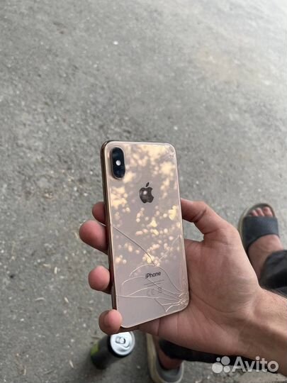 iPhone Xs, 64 ГБ