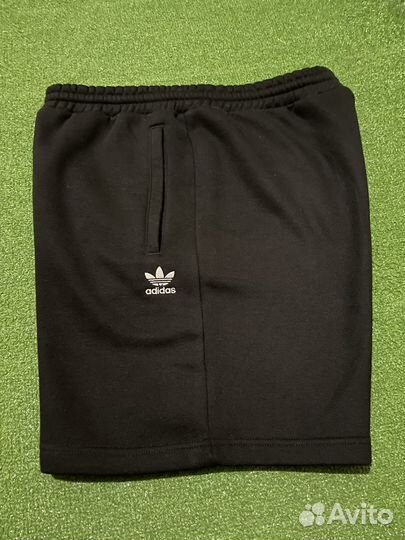 Шорты adidas originals