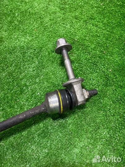 Стойка стабилизатора передняя правая Mercedes-Benz