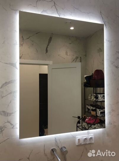 Зеркало с подсветкой прямоугольное