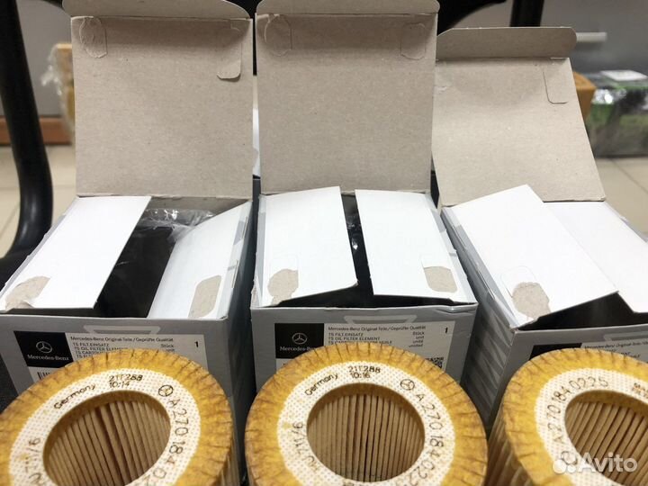 Фильтр масляный Mercedes A2701800109