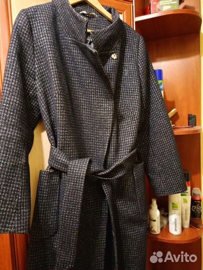Пальто женское весна подойдет на 52-54, даже 56