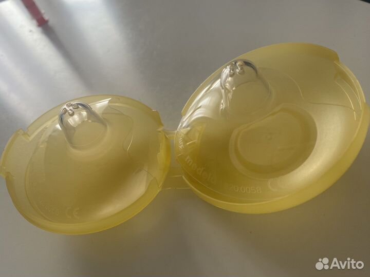 Накладки на грудь medela размер S