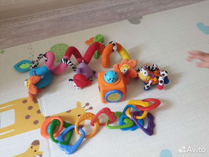 Развивающие игрушки playgro