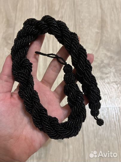 Колье ожерелье