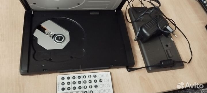 Портативный tv с dvd