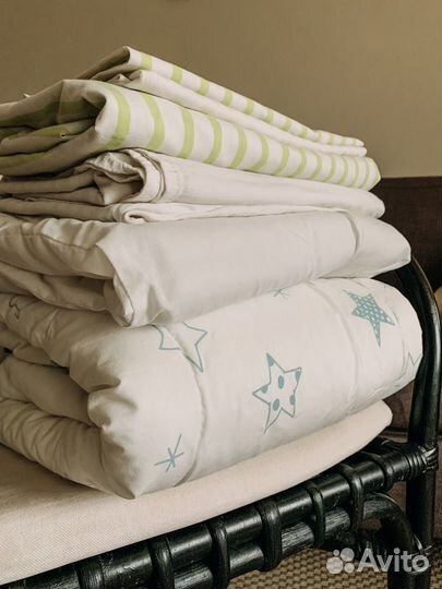 Детское одеяло, подушка и два коплекта белья IKEA