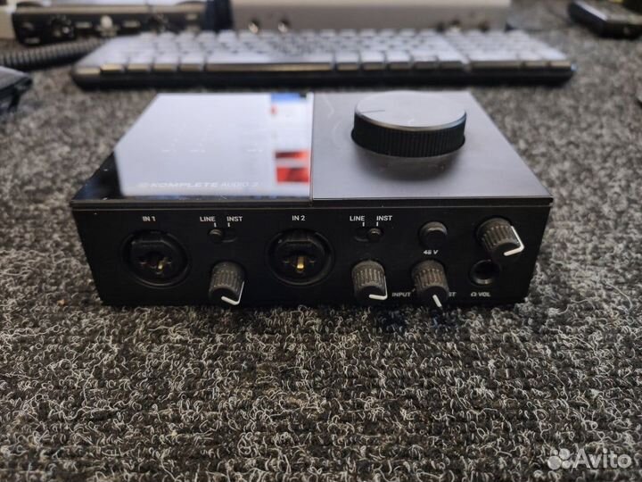 Звуковая карта Native Instruments Komplete Audio 2