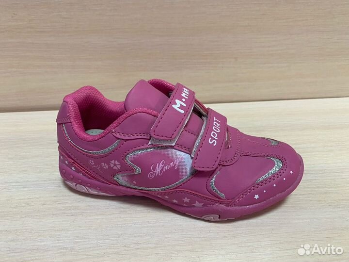 Кроссовки для девочки и мальчика