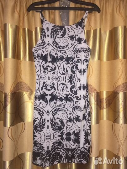 Платье на бретельках