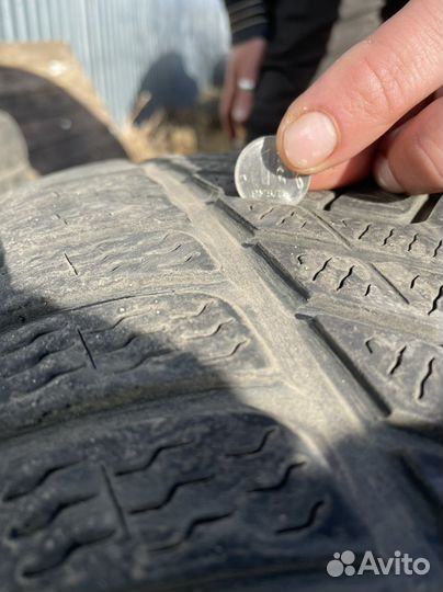 Pirelli Sottozero Winter 240 235/35 R19 91W