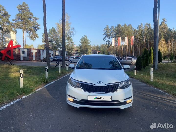 Kia Rio 1.6 AT, 2015, 121 000 км