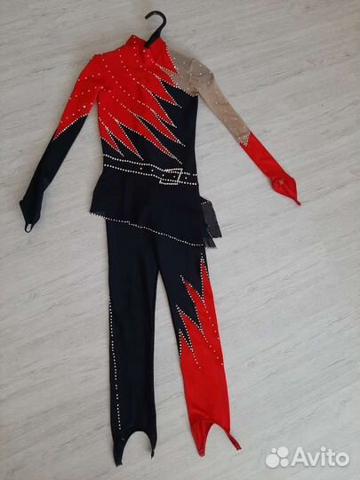 Комбинезон для фигурного катания