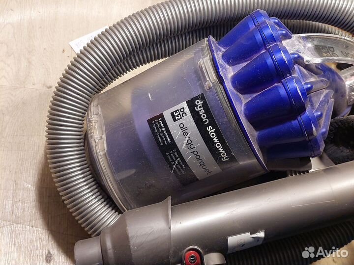 Пылесос Dyson DC23 DC32 по запчастям