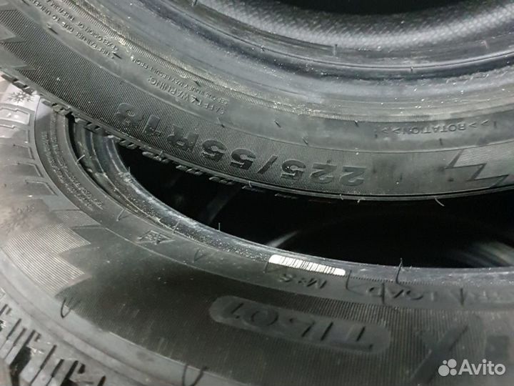 Triangle IcelynX TI501 225/55 R18 102T