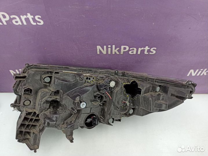 Фара правая toyota aplhard 3 LED