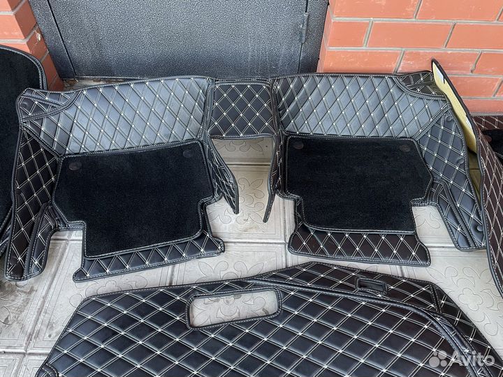 Коврики 3D на Mercedes GT