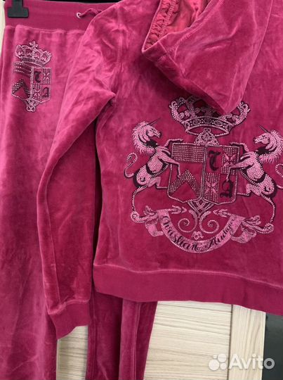 Костюм спортивный,уличный