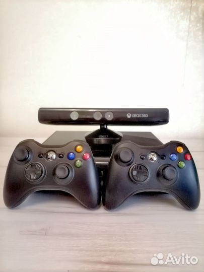 X BOX 360E:500GB, 2-Геймпада+Kinect сенсор+6игр