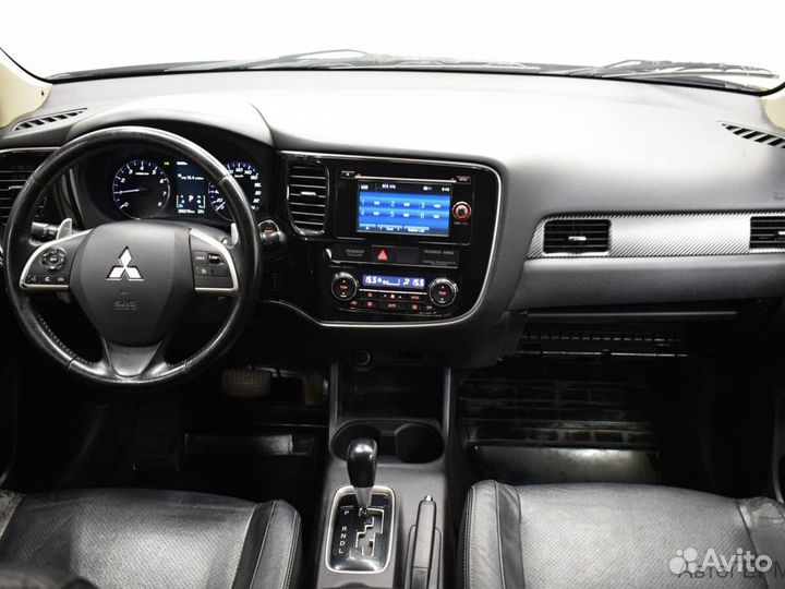 Mitsubishi Outlander 2.4 CVT, 2012, 256 319 км