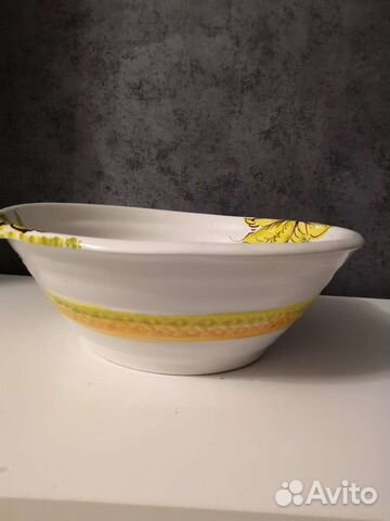 Глубокое керамическое блюдо