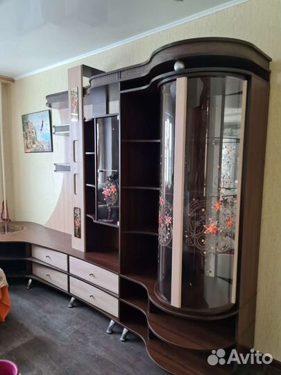 Стенка в гостиную бу