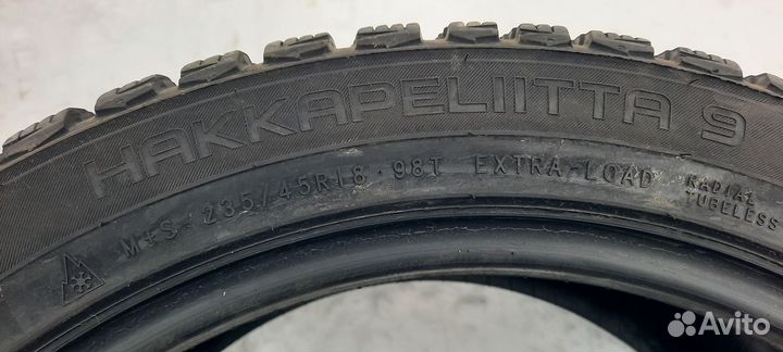 Nokian Tyres Hakkapeliitta 9 235/45 R18 98T