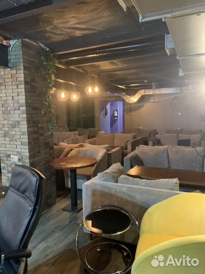 Аренда стола для дружеских посиделок,игры в карты