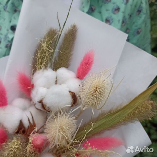 Букет из сухоцветов на 1 сентября