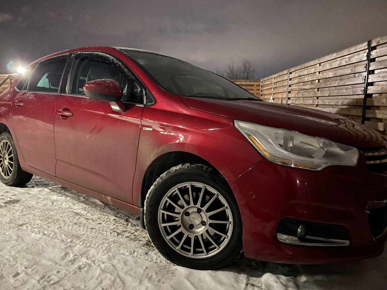 Citroen C4: фото владельца